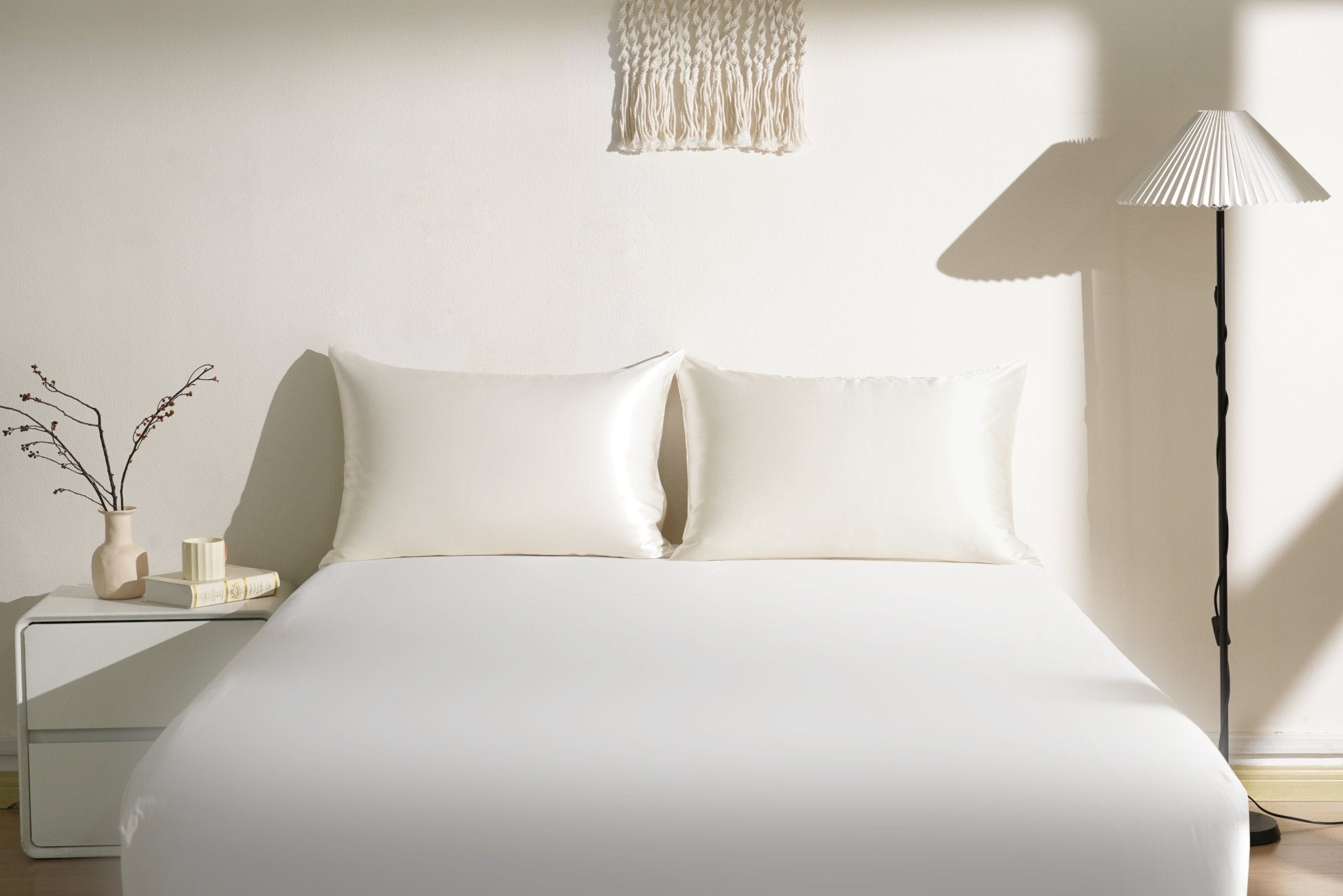Luxury Mulberry Silk Pillowcase - SELENE -