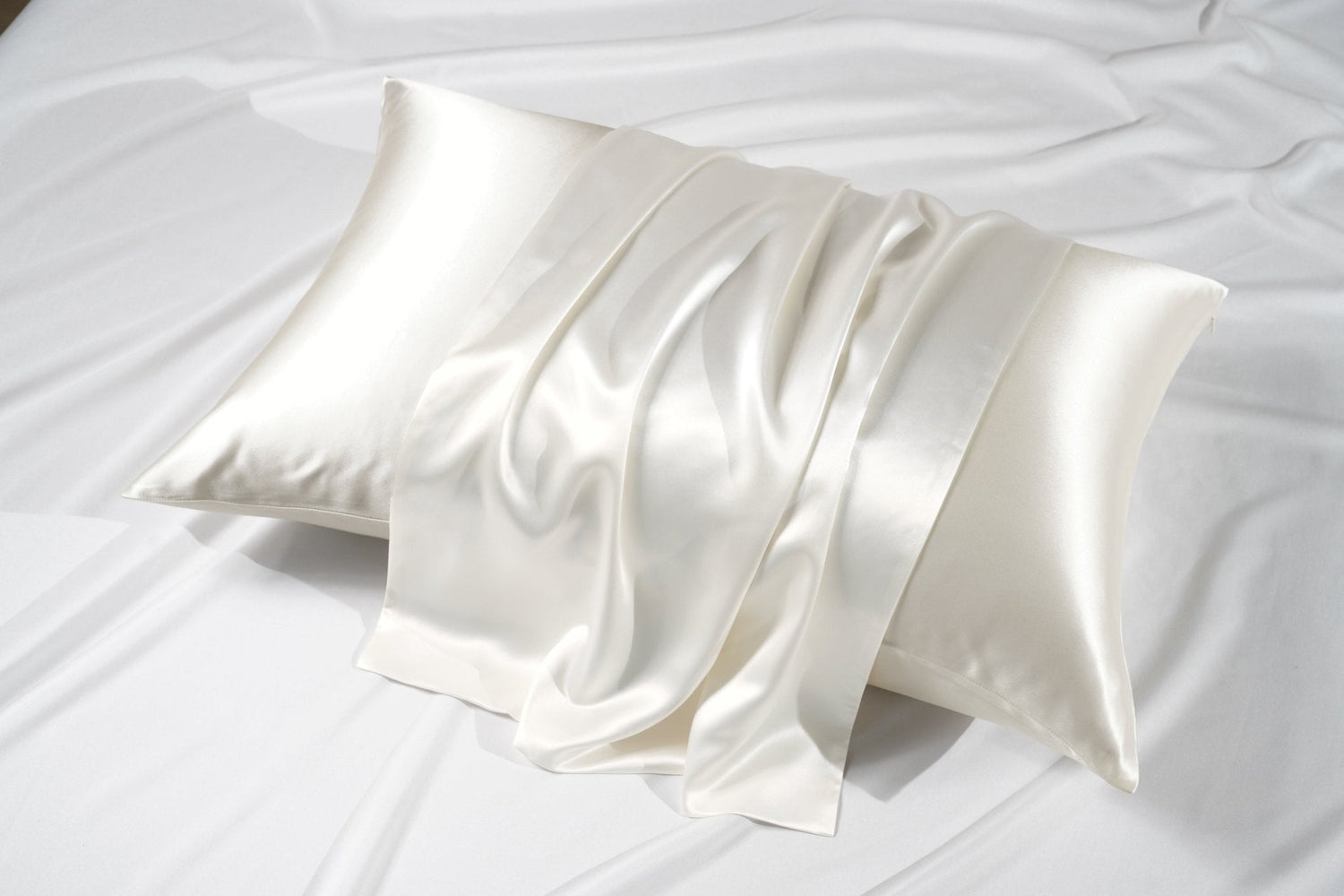 Luxury Mulberry Silk Pillowcase - SELENE -