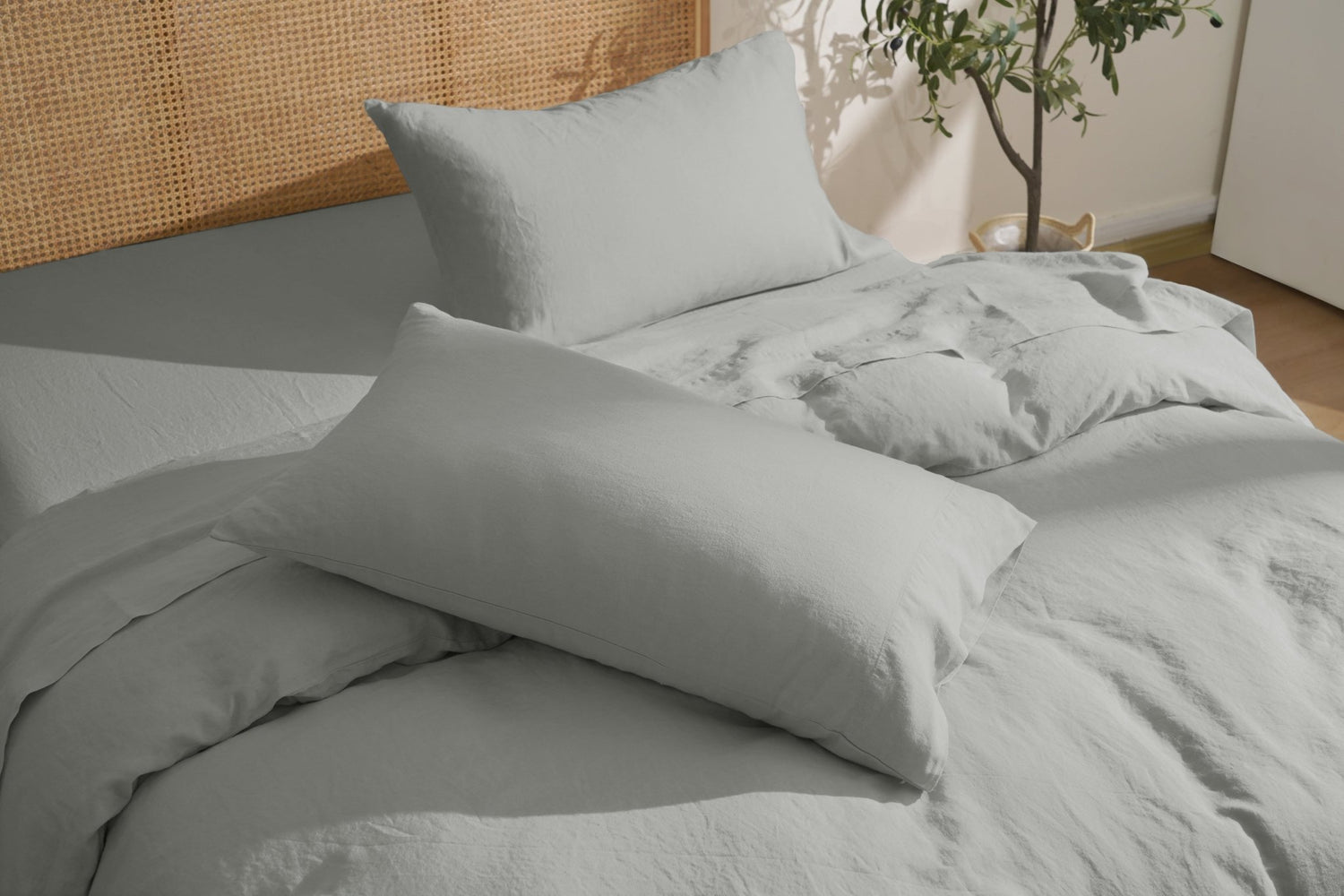 100% French Linen Sheet &amp; Duvet Cover Set - SELENE 